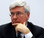 Il ministro Paolo Romani