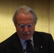 Maurizio Dècina