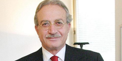 Maurizio Dècina