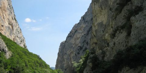 Quinta edizione di ‘Land Art al Furlo’, chiamata per gli artisti