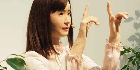 L’androide che comunica con il linguaggio dei segni (Videonews)