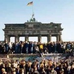 La caduta del Muro alla porta di Brandeburgo, 9 novembre 1989
