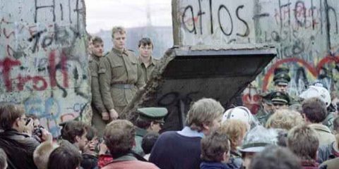 The Wall. Il 9 novembre 1989 cade il Muro di Berlino: la fine di un incubo
