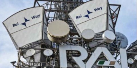 EiTowers (Mediaset): bufera sull’offerta per le torri di RaiWay