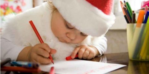 Poste: ogni anno 130 mila lettere a Babbo Natale
