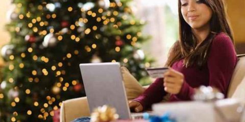 Shopping online, quest’anno il Natale è last minute