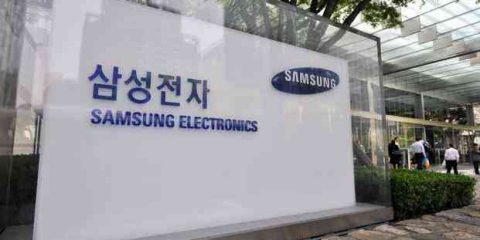 Samsung: quinto trimestre di fila in calo. Pesano l’assalto di Xiaomi e la frenata di Android