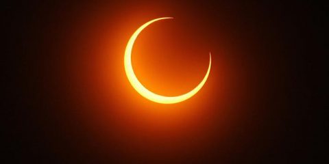 Eclissi di sole: in Italia ridotto il distacco fotovoltaico