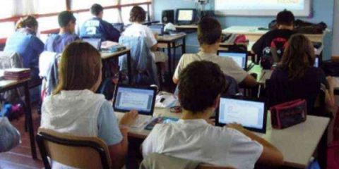 Animatori digitali a scuola, ma il laboratorio di informatica non è garantito