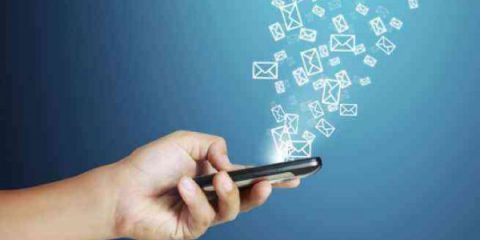 Mobile: i vecchi Sms ancora sulla breccia per la comunicazione aziendale