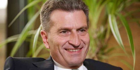 Oettinger: ‘Banda larga a prova di futuro, questo l’obiettivo della UE’