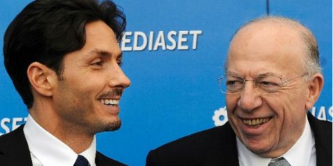 Mediaset ‘tratta’ con Sky e Vivendi ma non molla su RaiWay