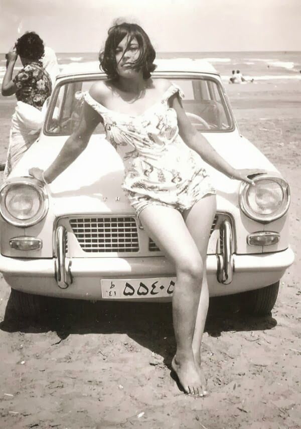 una ragazza iraniana nel 1960
