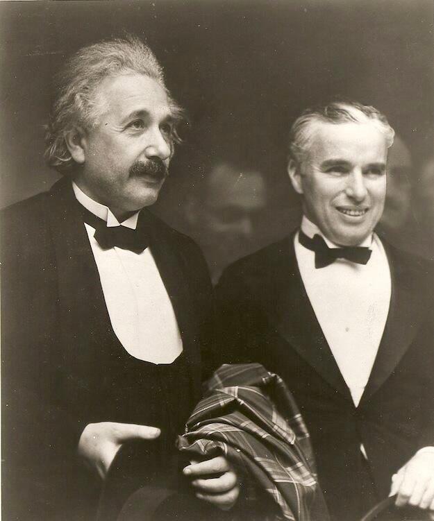 Albert Einstein e Charlie Chaplin alla Prima di Luci della Città, 1931