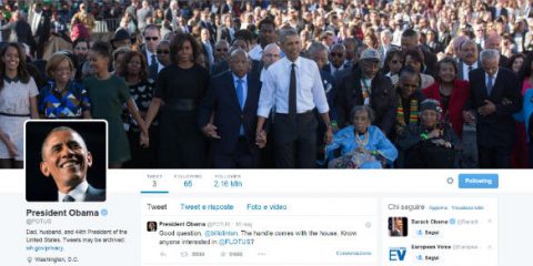 Obama tradisce BlackBerry, per il suo primo tweet sceglie l’iPhone