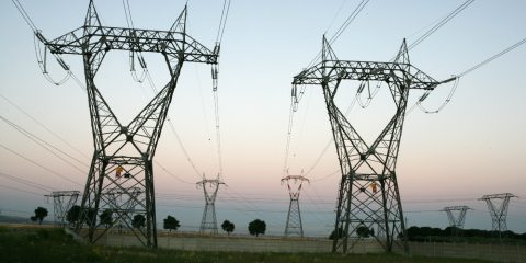 Elettricità, Terna: in Italia domanda stabile a giugno