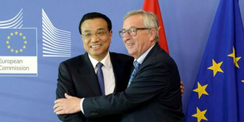 Ue-Cina, Juncker lancia partnership per le smart cities