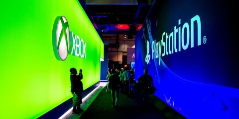 Guerra di retrocompatibilità tra Sony e Microsoft all’E3 2015: sì per Xbox, no per PlayStation