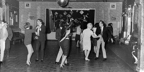 Ah saperlo! I Beatles suonano per 18 persone all’Aldershot Club (Dic. 1960)