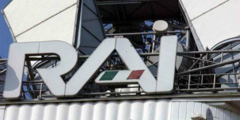 Riforma Rai nel pantano: nuovi vertici con la Gasparri. Si torna al punto di partenza