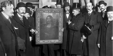 Foto di gruppo al Louvre (gennaio 1914) per il ritorno di Monna Lisa due anni dopo il furto