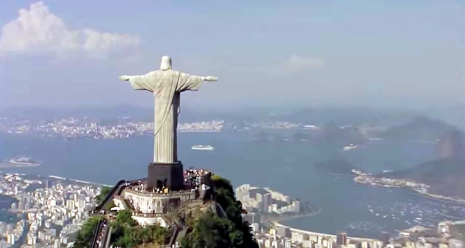 Rio de Janeiro, tra spiagge e samba, visto dal drone