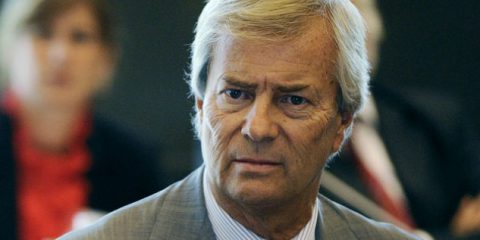 Vivendi, Bolloré mette in standby il progetto della media company europea