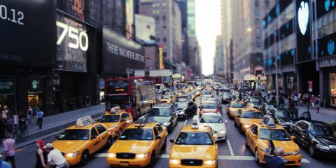 Smart mobility, New York lancia l’app ‘Drive Smart’ per ridurre incidenti e inquinamento