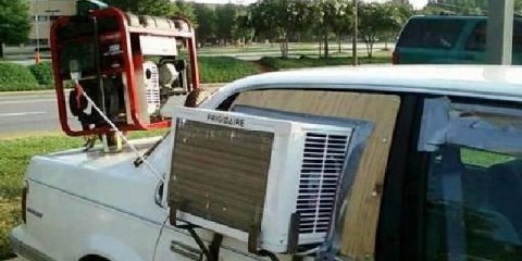 Invenzioni impossibili: Sistema di aria condizionata per auto a Beirut in un parcheggio del centro (2005)