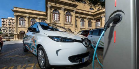 Smart mobility: a Palermo il car sharing si fa con l’auto elettrica