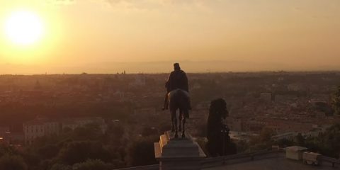 Bella e ribelle, solenne e plebea: Roma vista dal drone