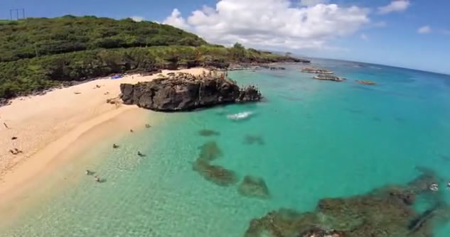 mare e spiagge visti dal drone