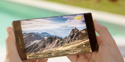 Cosa Compro. Sony Xperia Z5 Premium arriva in Italia: caratteristiche e prezzo