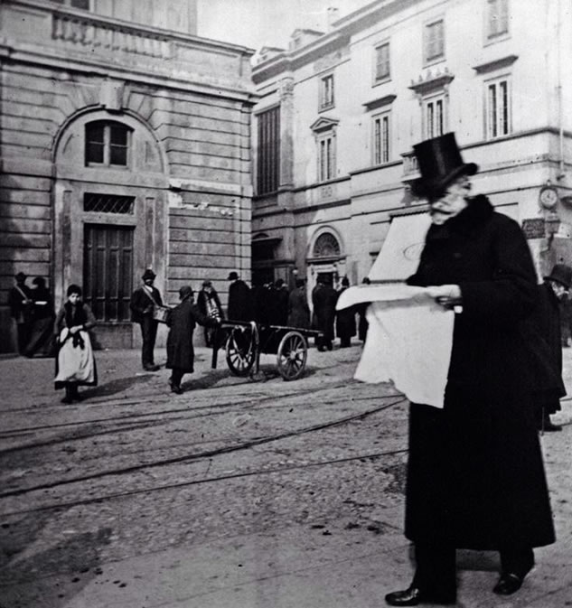 Giuseppe Verdi a passeggio in Piazza della Scala a Milano (1889)