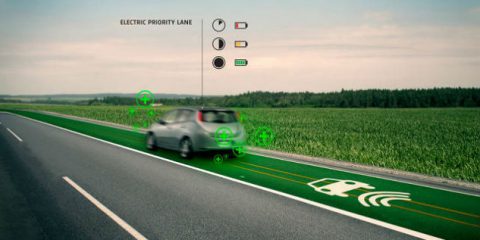 Mobilità elettrica nel Regno Unito, wireless in autostrada per ricaricare le auto