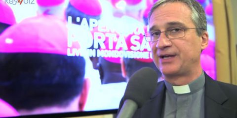 Primo Giubileo in Ultra HD in mondovisione, intervista a Mons. Dario Edoardo Viganò (video)