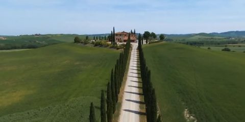 La magia della Val d’Orcia (Toscana) vista dal drone