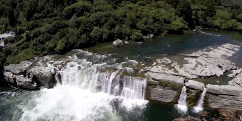 Video Droni. Le cascate di Maruia (Tasmania) viste dal drone