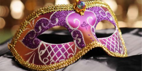 Cosedanoncredere: Carnevale ogni scherzo vale, purché sia sicuro