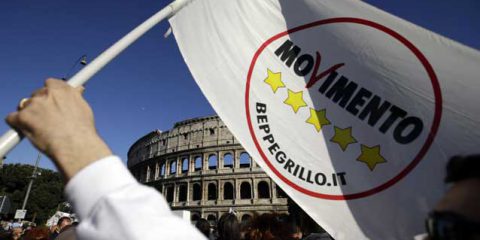 IlSocialPolitico. Il M5s sul web bastona il Partito Democratico