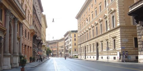 Corto circuito nel cuore di Roma, da una settimana senza internet e telefono
