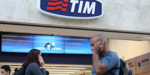 Telecom  Italia: Niel modifica i contratti in scadenza a giugno. Novità in arrivo a Tim Brasil