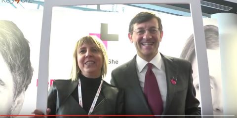 #HeForShe, sul palco e nel backstage dell’evento al Vodafone Village sulla parità di genere (videoreportage)