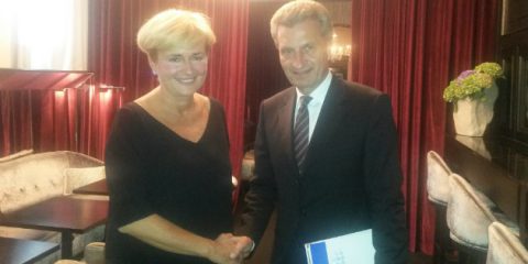 Dalle smart city all’industria 4.0, l’incontro tra il ministro Guidi e il commissario Ue Oettinger