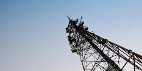 700 Mhz alle telco, anche il Regno Unito accelera. Italia più isolata nella Ue?