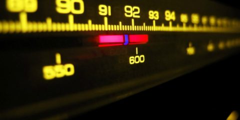 Radio, a gennaio mercato pubblicitario perde il 3,4%