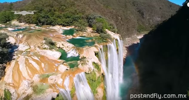 La Cascata di Tamul (Messico) vista dal drone