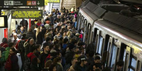 Smart mobility, da Barcellona soluzioni per aria più pulita in metropolitana