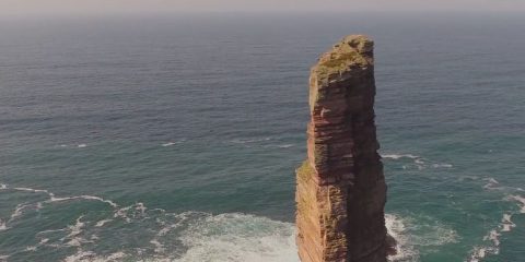 Video droni. The Old Man e le Isole Orcadi viste dal drone