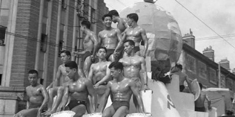 Anomale celebrazioni per la fondazione della Repubblica Popolare di Cina (1950)